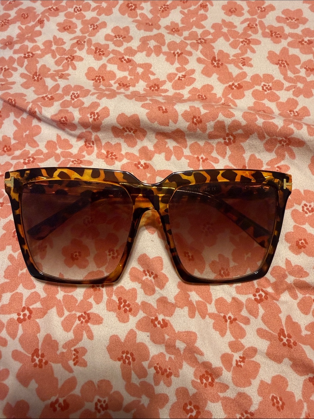 Tortoiseshell Square Frame Sunglasses - Brown Lenses